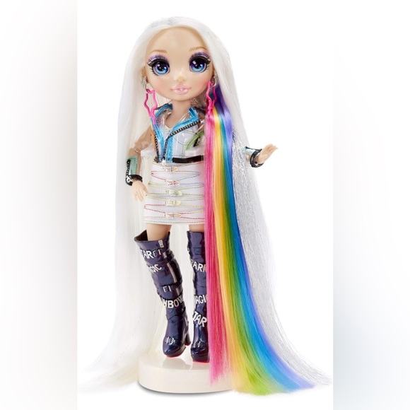 Rainbow High Hair Studio – Create Rainbow Hair with Exclusive Doll, Extra - Long - Picture 6 of 8